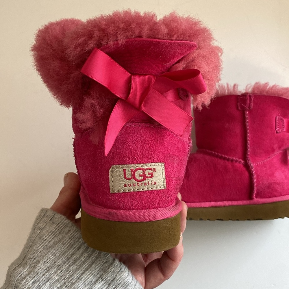 Ugg Pink/Magenta Furry Boots Kids Size 5-5.5 - Picture 6 of 13